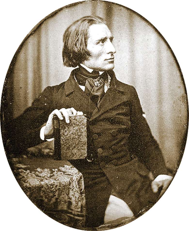 Earliest known photograph of Liszt (1843) 